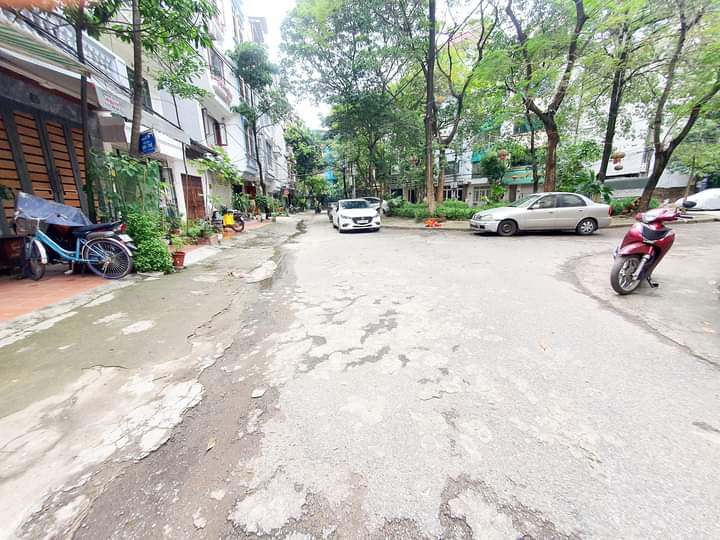 NHÀ RIÊNG SIÊU RẺ ,KHÔNG LỖI PHONG THỦY LÔ ĐỀN LỪ 1 - HOÀNG MAI