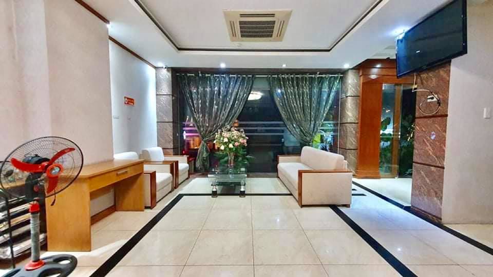 Bán Nhà Trần Quang Diệu, Đống Đa, 85m2, MT6m, Thang Máy, Khu VIP Hoàng Cầu, Ô Tô Chỉ Hơn 52 Tỷ