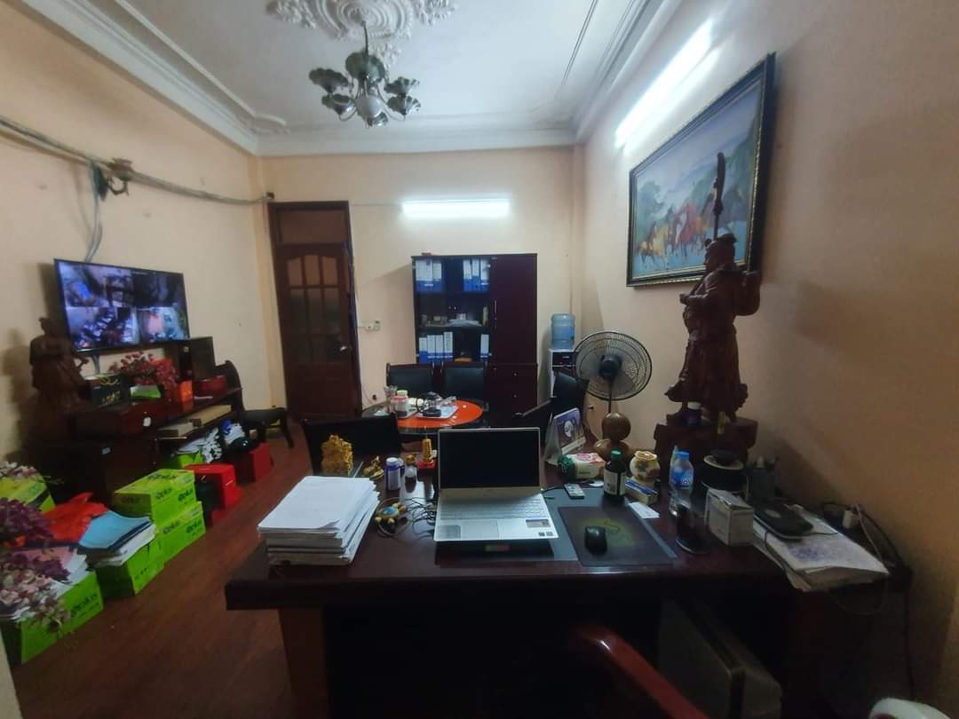 Bán nhà riêng phân lô Đền Lừ 1, dt 40m2 4 tầng mt 4m, giá hơn 8 tỷ, 0949606622 Nhà chủ tự xây dựng để