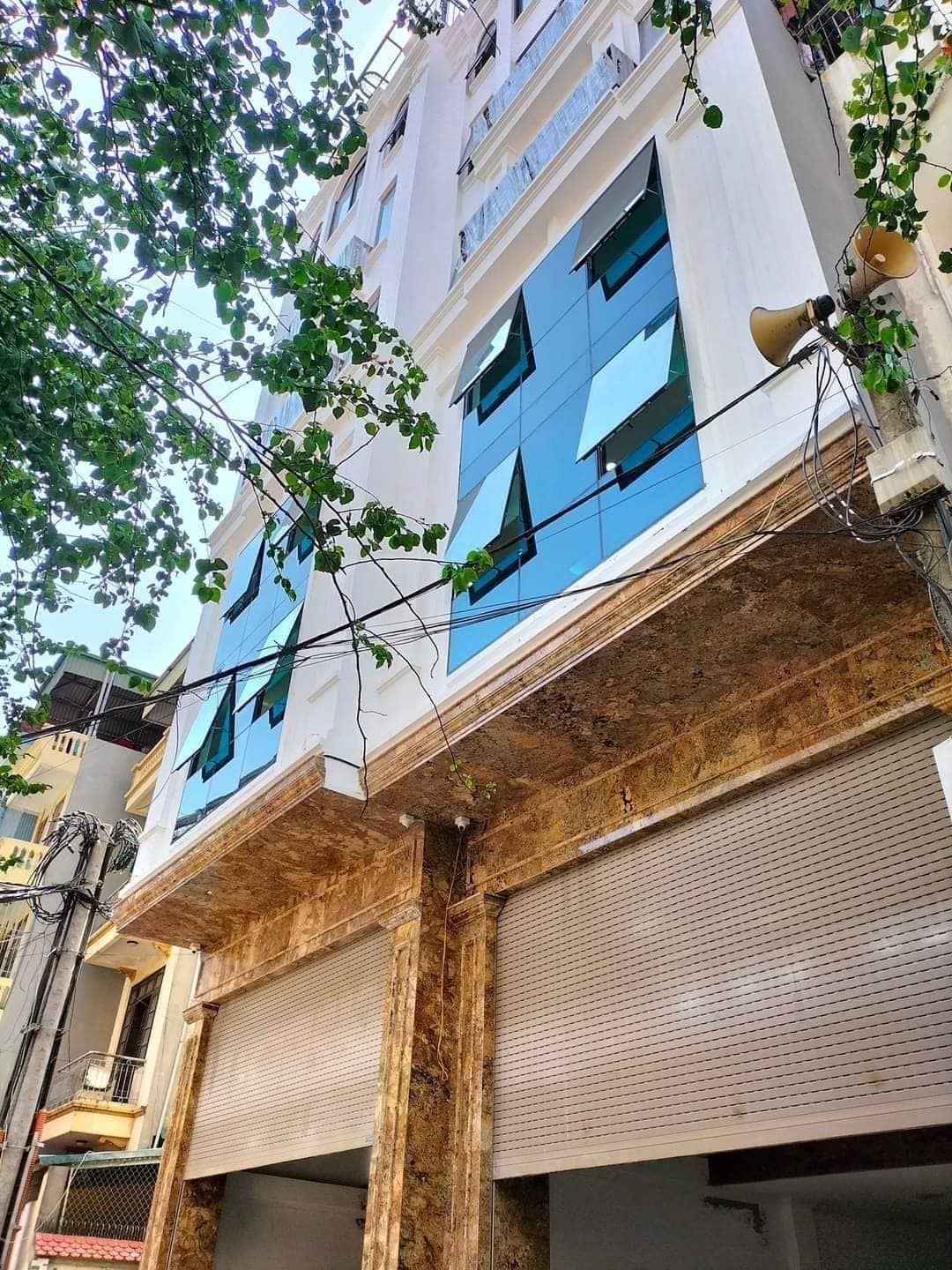 86m2