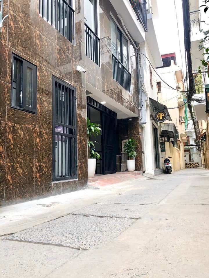 140m2