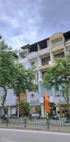 Siêu hiếm, bán nhà mặt phố Chùa Bộc, KD siêu đỉnh vỉa hè đá bóng, 5 tầng, chỉ 24 tỷ