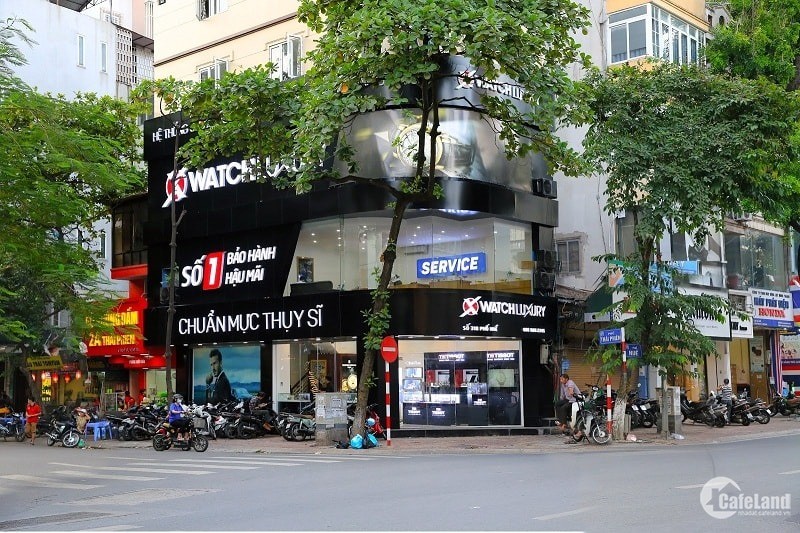 320m2