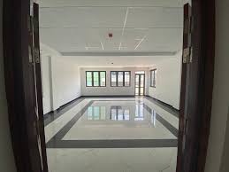 BÁN TÒA NHÀ VĂN PHÒNG HUỲNH THÚC KHÁNG, 80*7, LÔ GÓC, MT8, LÔ GÓC, H/S 80 TR NHỈNH 23 TỶ