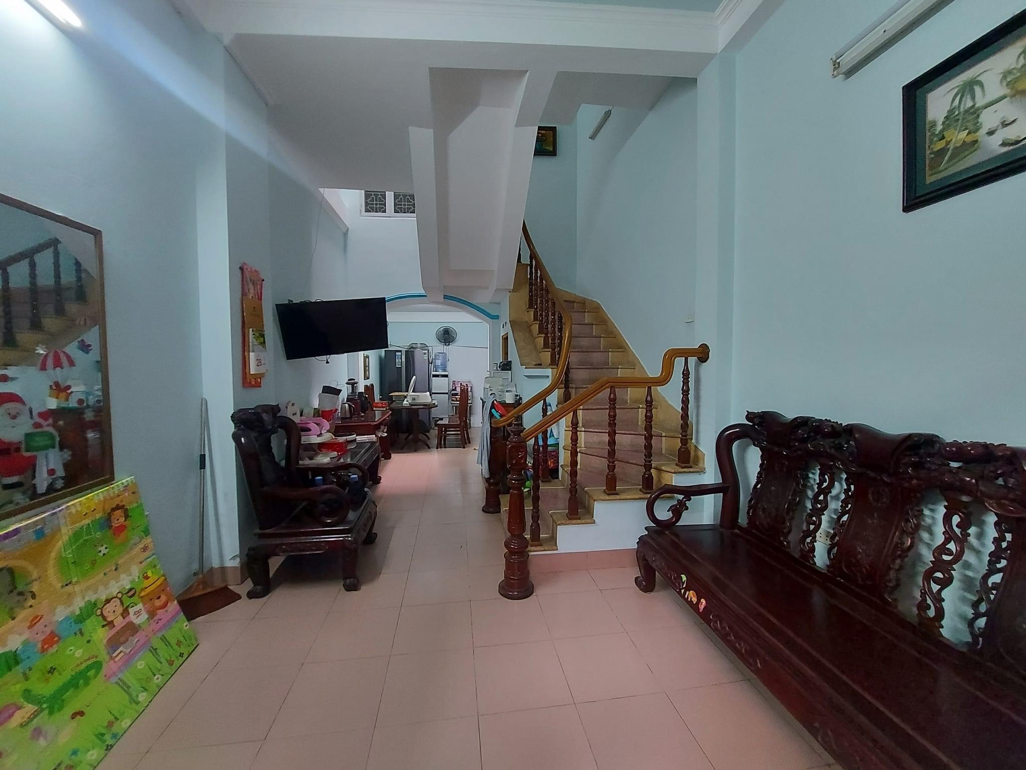 Bán gấp nhà đẹp giá quá rẻ trung tâm quận Thanh Xuân, Hà Nội