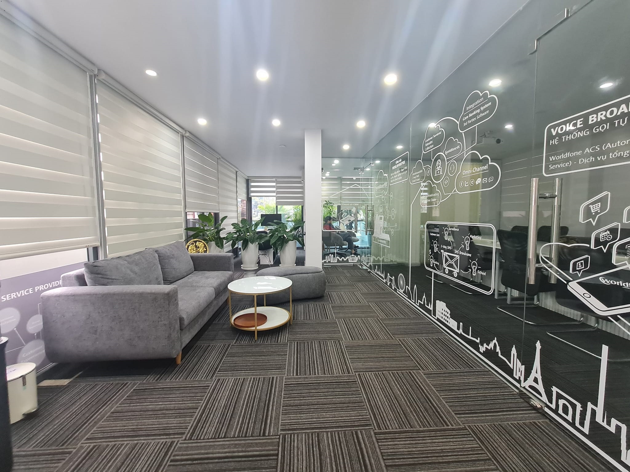 Bán nhà mặt phố Nguyễn Hoàng, DT 135m2 x MT 6.5m, vỉa hè rộng, kinh doanh đẳng cấp, chỉ 22 tỷ