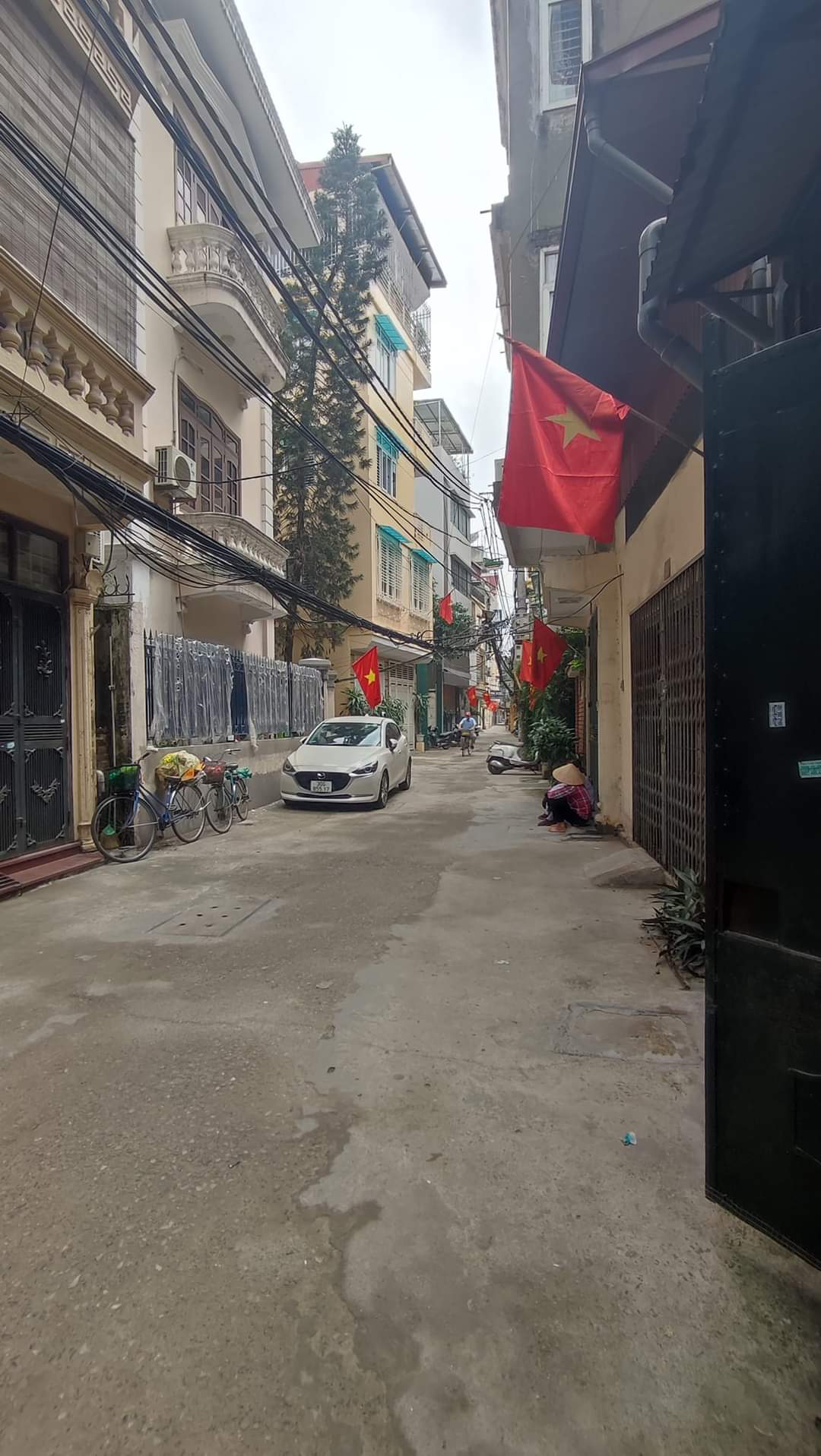 Bán cực gấp đất Thái Hà, Đống Đa 225m2 MT 7m 30.5 tỷ, ngõ ô tô tránh xây toà 10 tầng hết ý