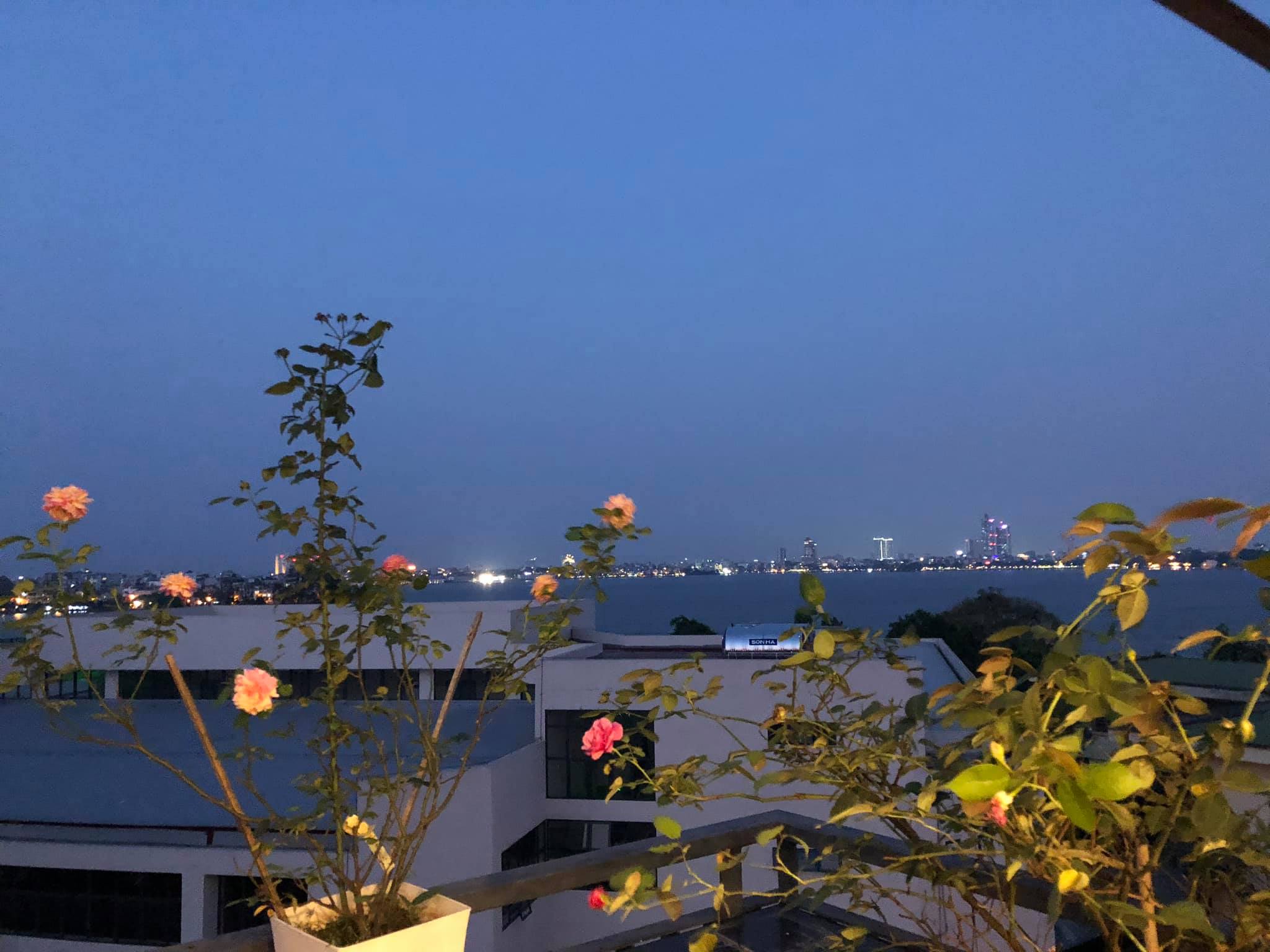 Bán Nhà Trúc Bạch, Ba Đình 120m2,Thang Máy, MT6m, View Hồ Trúc Bạch, Chỉ Hơn 47 Tỷ.