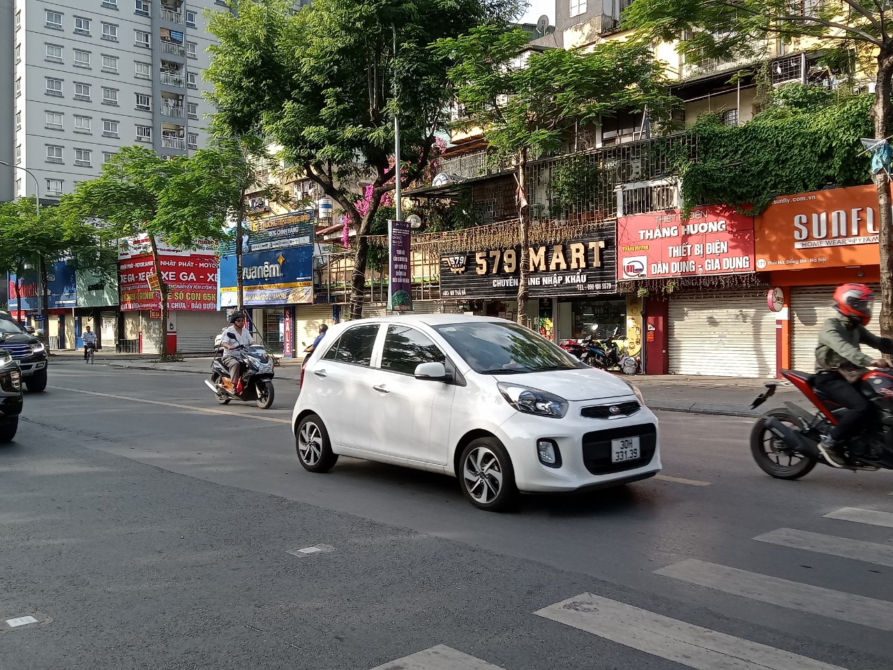 CHO THUÊ NHÀ MẶT PHỐ KINH DOANH THÁI HÀ, ĐỐNG ĐA, DT 140M2, MT 7.5M, GIÁ 85TR