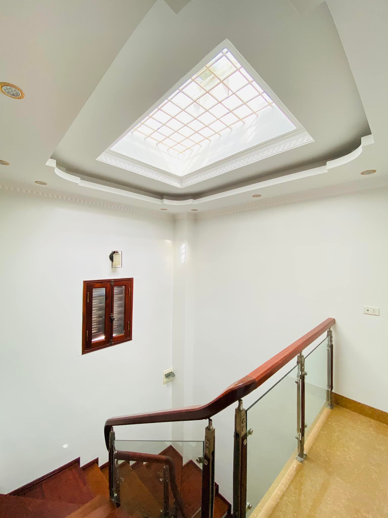 Chính chủ bán nhà 63m2 Nhân Hòa, Nhân Chính, Thanh Xuân Ô tô đỗ cửa chỉ 16.8 tỷ