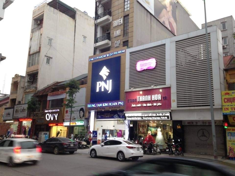 102m2