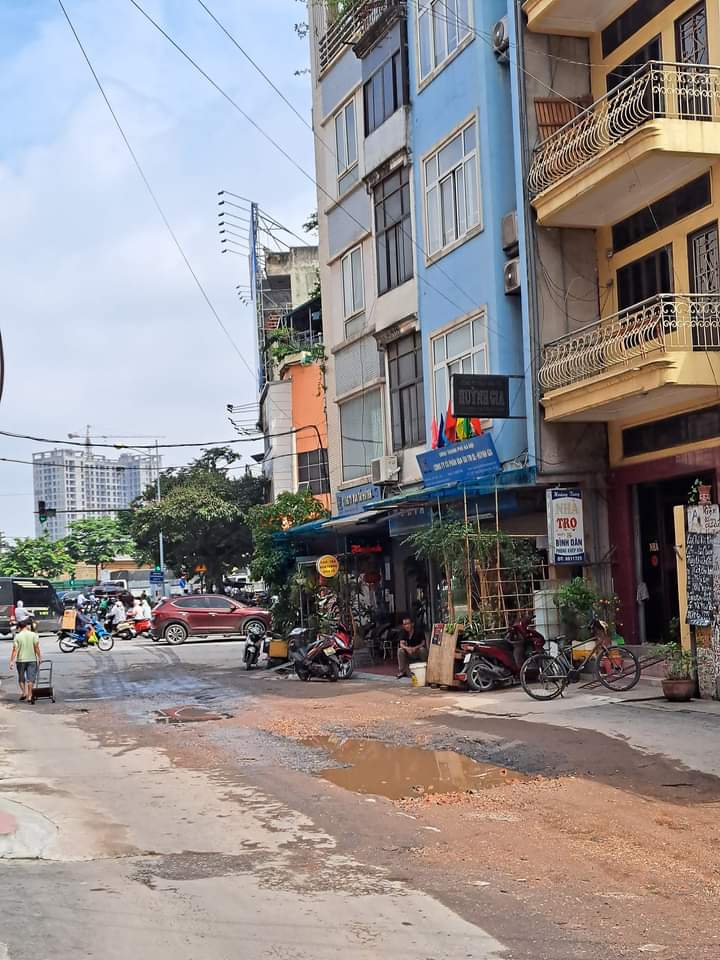 NHÀ RIÊNG SIÊU RẺ ,KHÔNG LỖI PHONG THỦY ,MẶT NGÕ Ô TÔ TRÁNH , NGÕ TRƯƠNG ĐỊNH -HOÀNG MAI