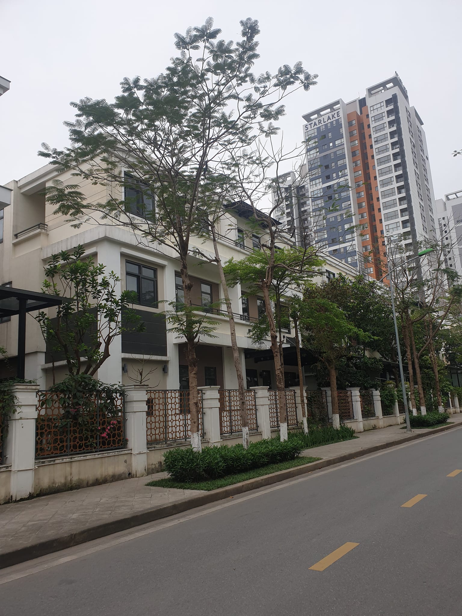 Đất Vàng Kim cương quận Ba Đình 153 m MT 8 Chính chủ bán Đất phố Vạn Phúc Núi Trúc