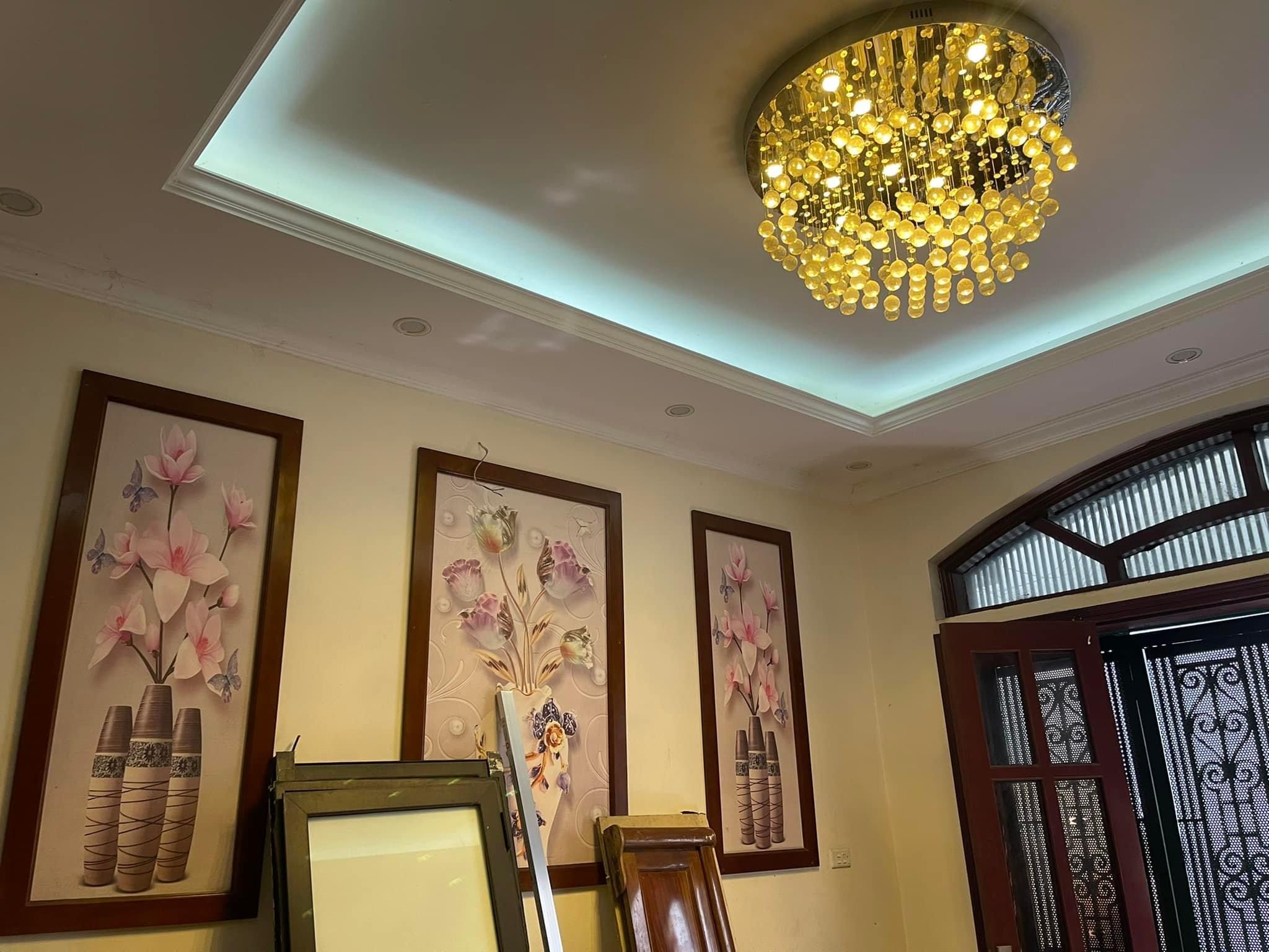 Cần bán nhà đẹp ở ngay Bùi Xương Trạch, Thanh Xuân, Hà Nội