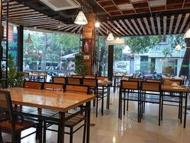 BÁN NHÀ MP QUẬN HAI BÀ TRƯNG, DT LỚN, MT TO, VỈA HÈ, KINH DOANH SẦM UẤT. LH 0902229291