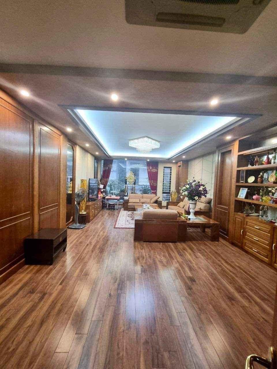  105m2