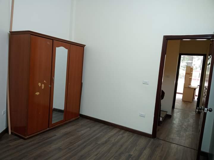 Bán nhà ngõ 93 Hoàng Văn Thái 45m2 4T MT 3.8m 5.99 tỷ, ngõ phân lô ô tô tránh