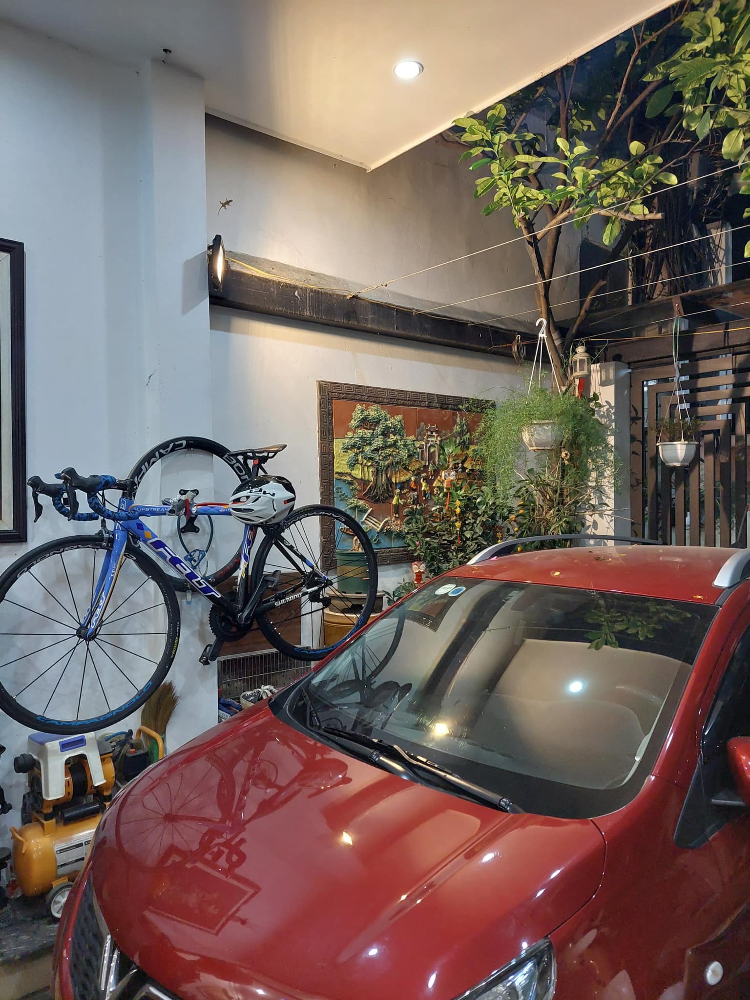 Bán nhà đẹp Hoàng Như Tiếp Long Biên, oto, kinh doanh, 98m2, MT 5m, giá cực tốt