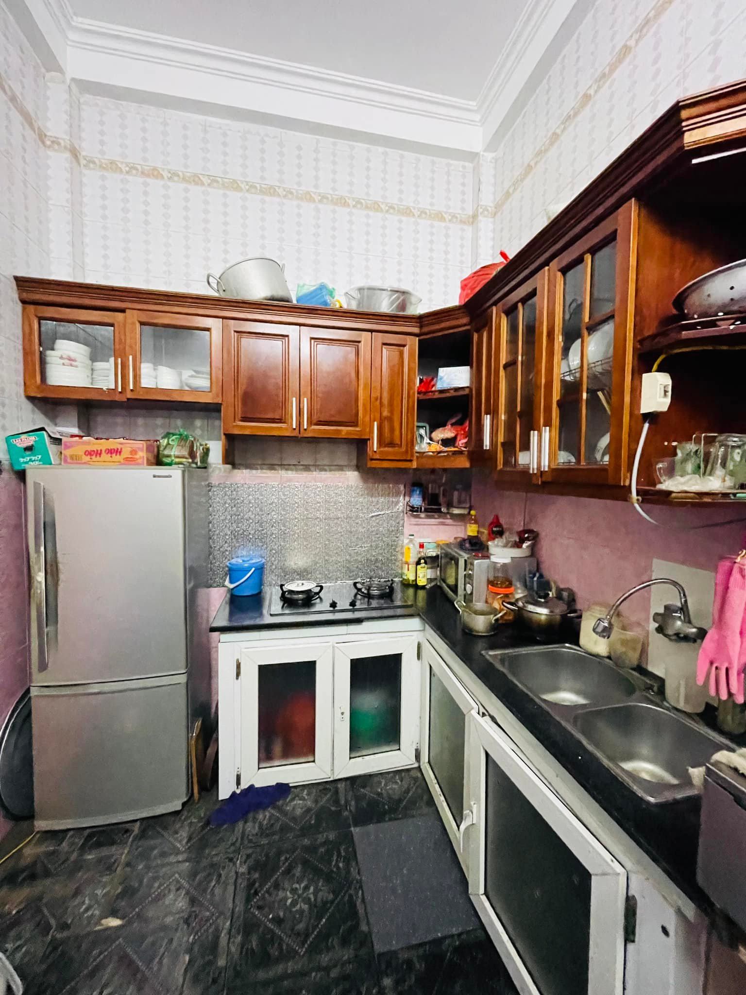 Bán nhà Vương Thừa Vũ 42m2 4 tầng giá 4.2 tỷ, LH 0384365907 ( Em Vân)