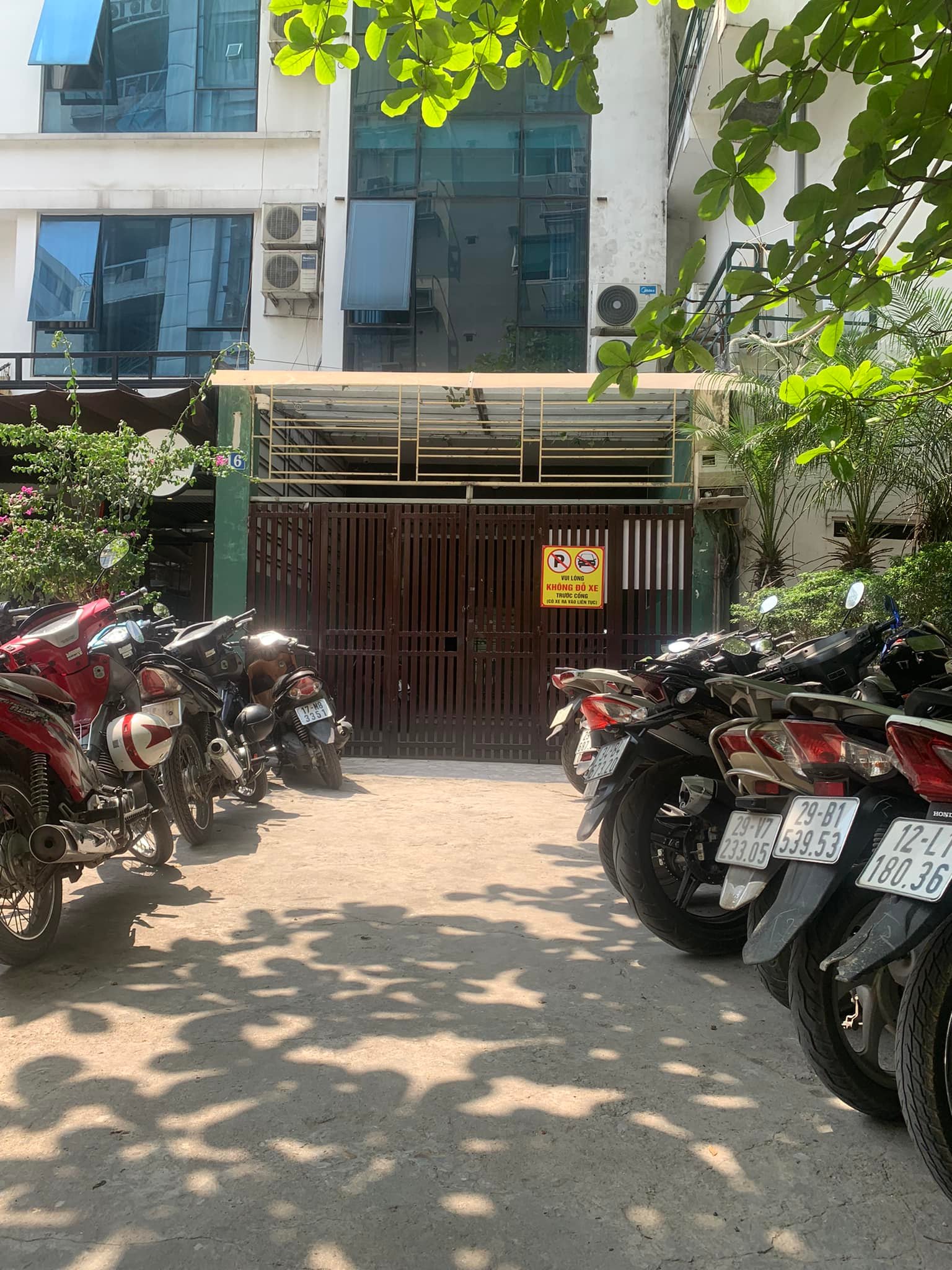 100m2
