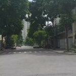 90m2