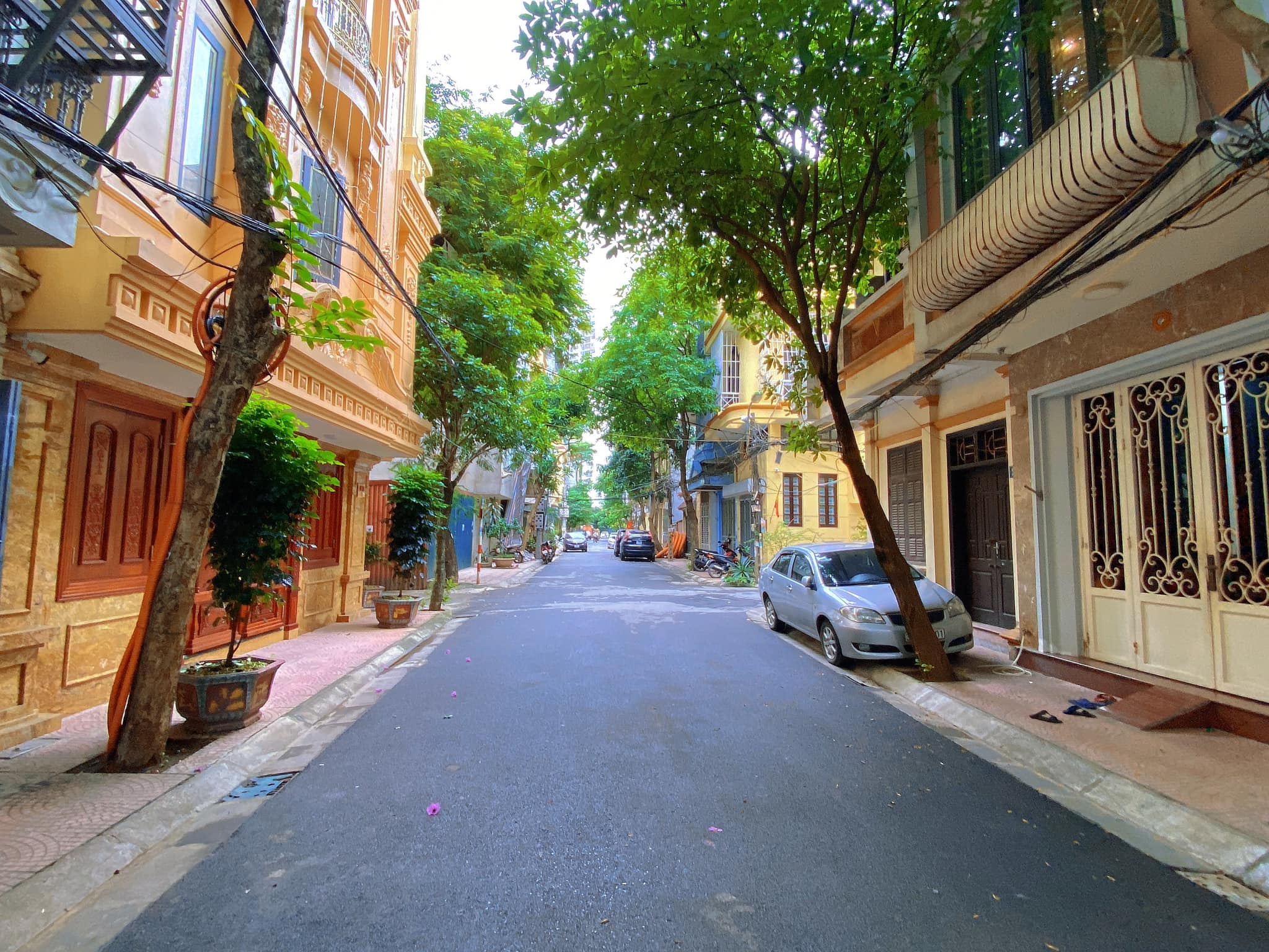 Bán nhà Xuân La, Tây Hồ, 70m2, 5 tầng, vỉa hè ở hoặc kinh doanh văn phòng