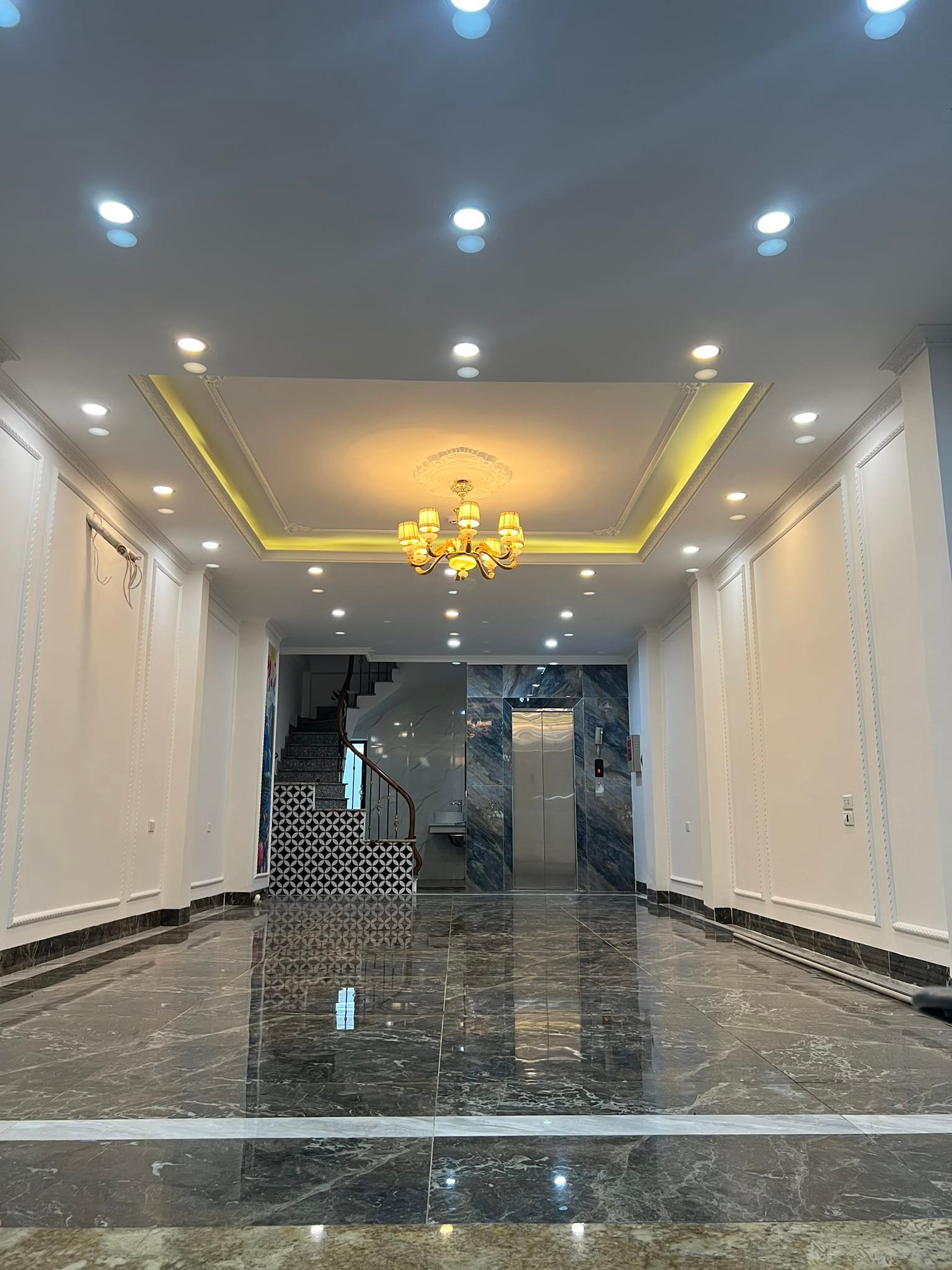 Cần bán nhà mặt phố Trần Duy Hưng, 57*7T, nhà mới, nội thất sịn xò, nhà ở+văn phòng, nhỉnh 13 tỷ