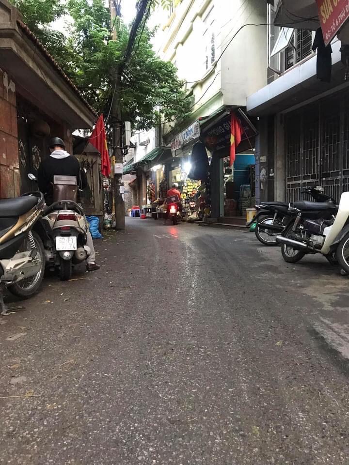 VỊ TRÍ ĐẸP - 2 MẶT THOÁNG - Ô TÔ TRÁNH - NGÕ THÔNG, KD SẦM UẤT