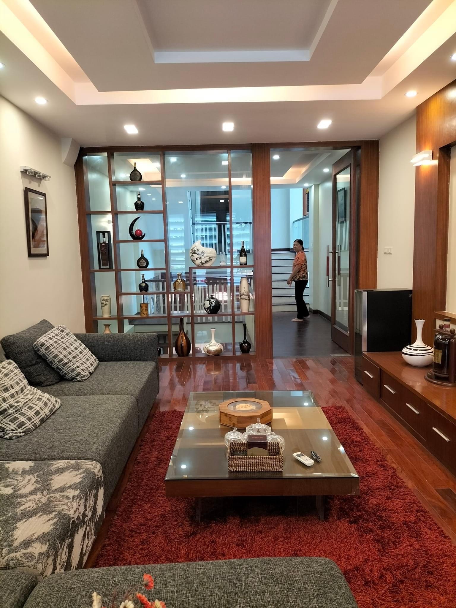 Bán Nhà Phân Lô Ô Tô Tránh Phố Quan Nhân Thanh Xuân. 125m2 Giá 17 Tỷ