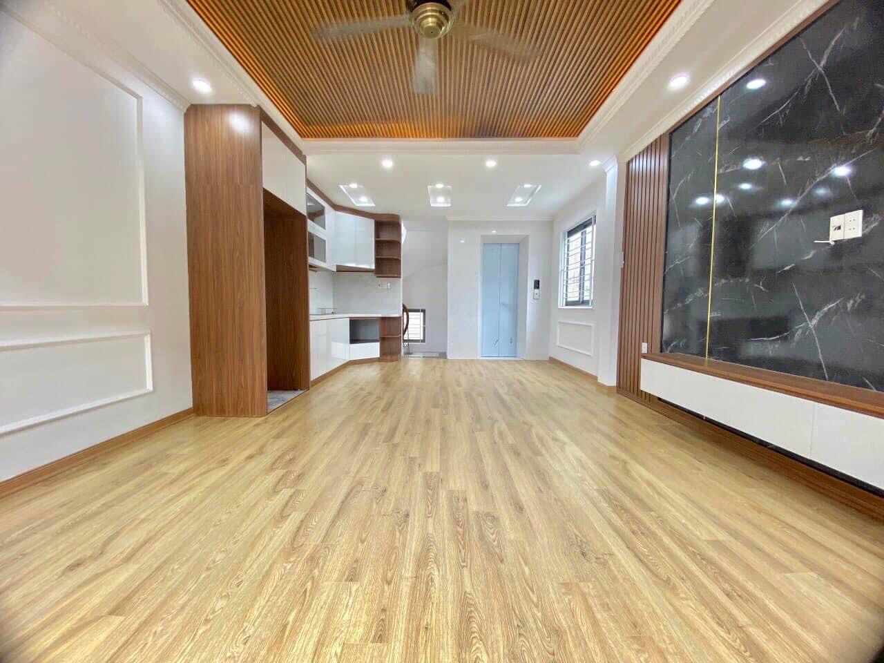 Bán nhà Vạn Phúc - Hà Đông, Dt: 51m2, 7 tầng, thang máy