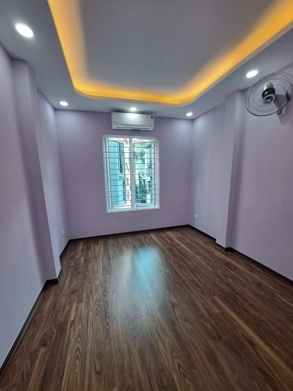 Bán nhà 61m, 7 tầng, MT 11.3m, giá 27 tỷ