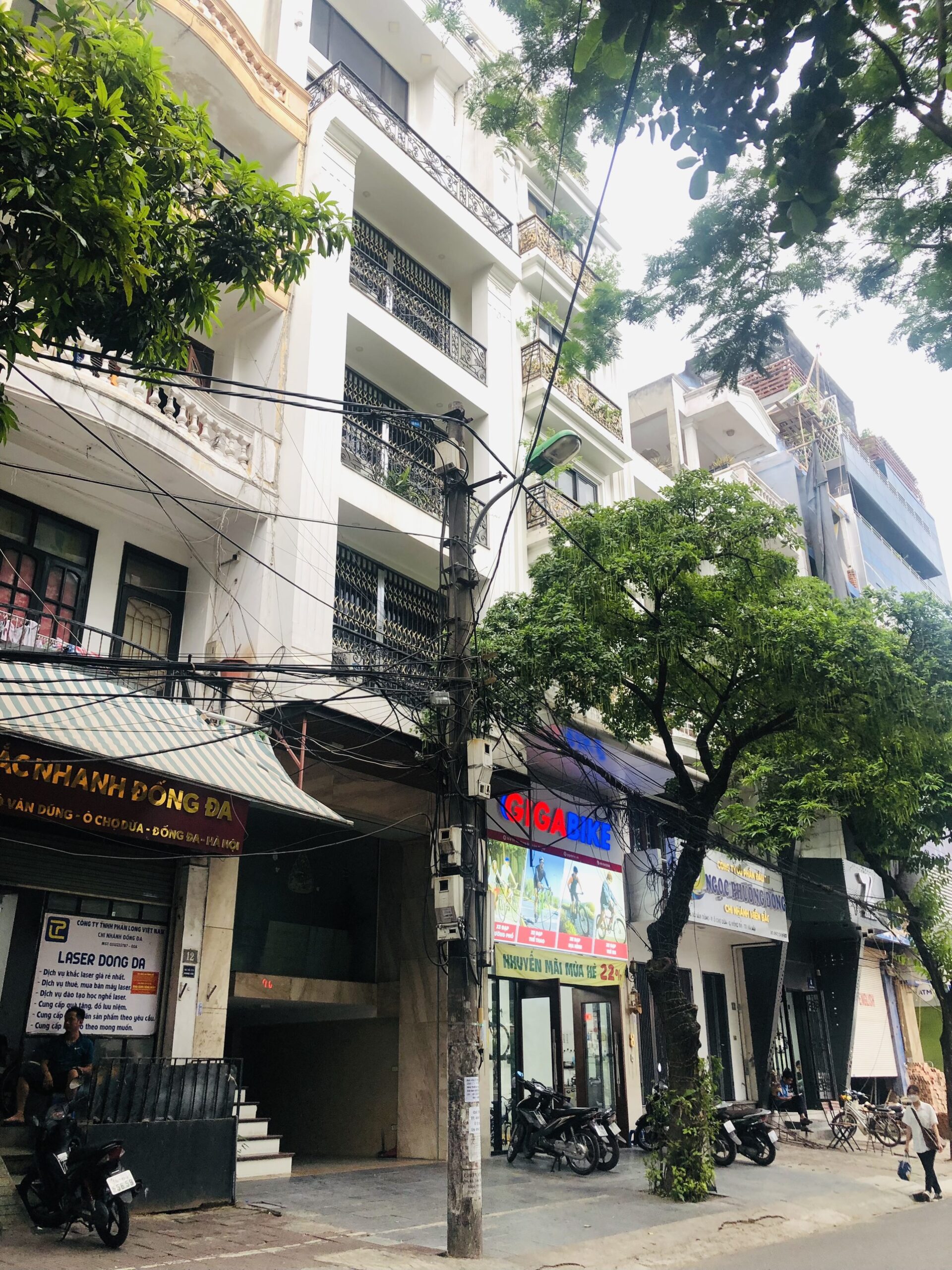 Bán Nhà KD Trần Hữu Tước, Đống Đa, 100m2, MT8m, Sầm Uất, Ô Tô, Chỉ hơn 27 Tỷ