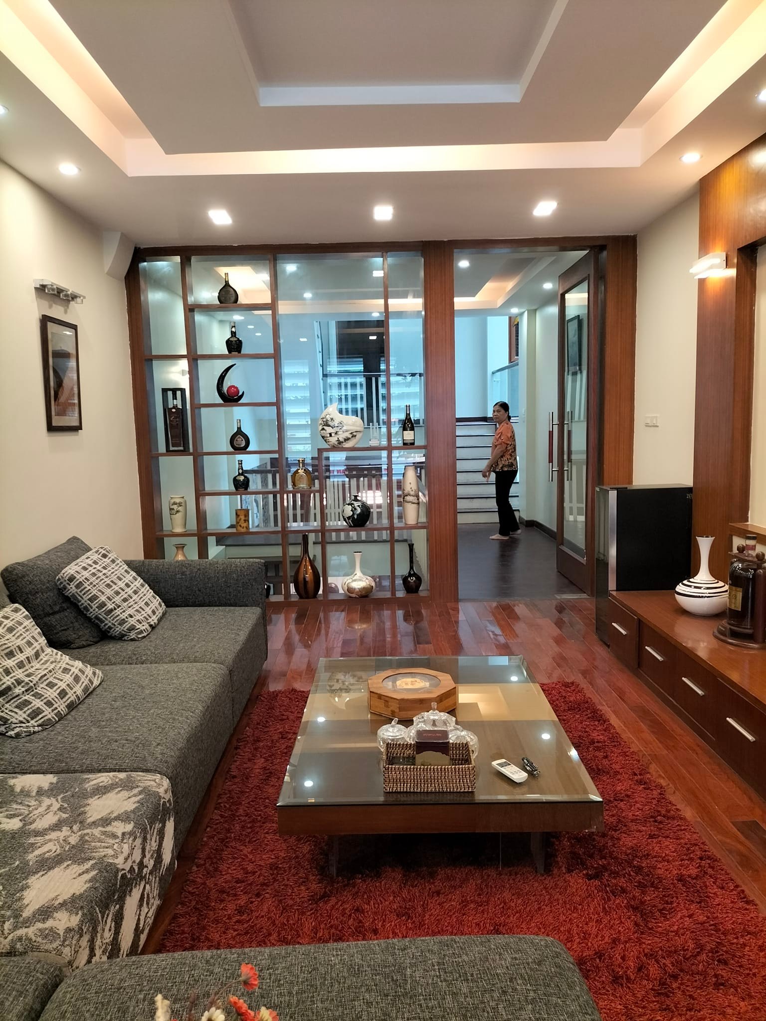 Biệt thự phố Quan Nhân, Quận Thanh Xuân, Nhà cực mới, Gara oto, Bể bơi,Tặng nội thất.