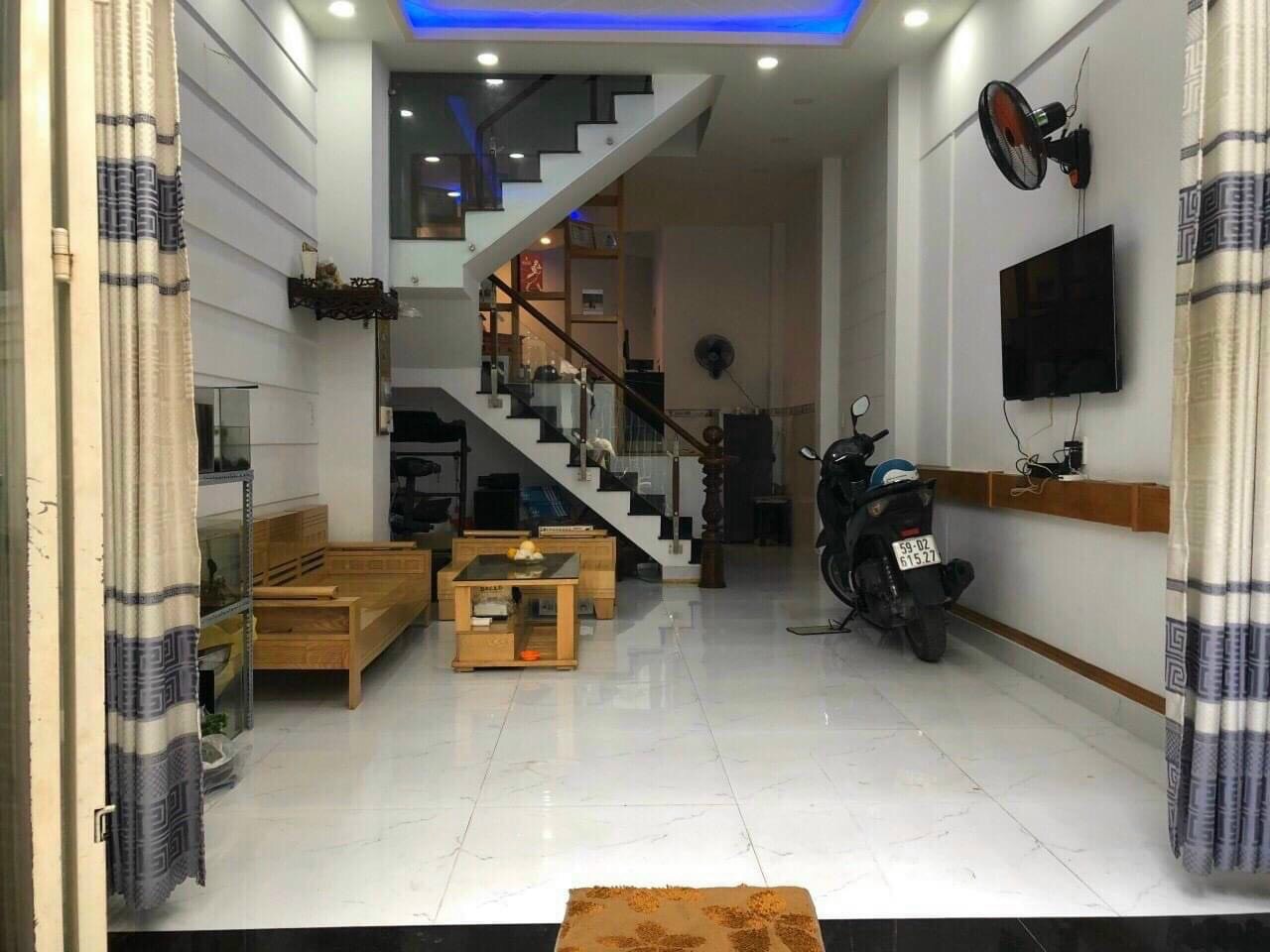 Hẻm 4m Hoàng Hoa Thám, 4.2 x 14m, 2 lầu, 8.2 Tỷ 4PN, Bình Thạnh