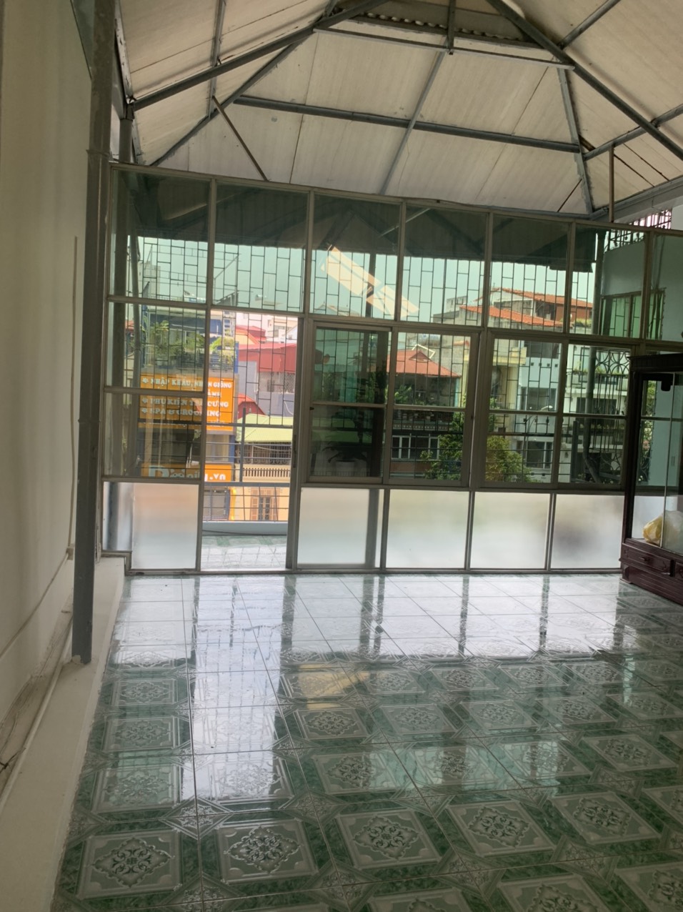 BÁN NHÀ PHỐ HOA BẰNG, CẦU GIẤY DT:75M2, MT:4,2M, CHỈ CÓ 12.9TỶ.