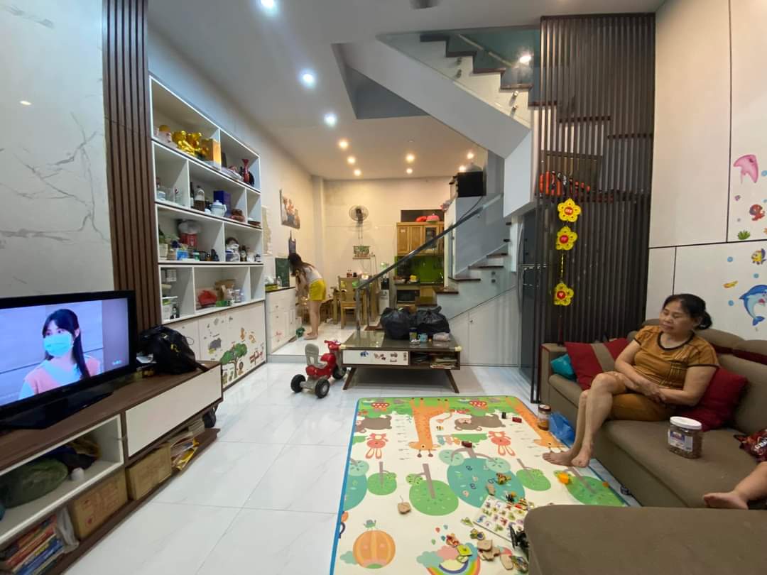 Nhà đẹp như tranh Cực Lộc, Quận Thanh Xuân, Mặt phố - Kinh doanh – full tiện ích, 11 tỷ