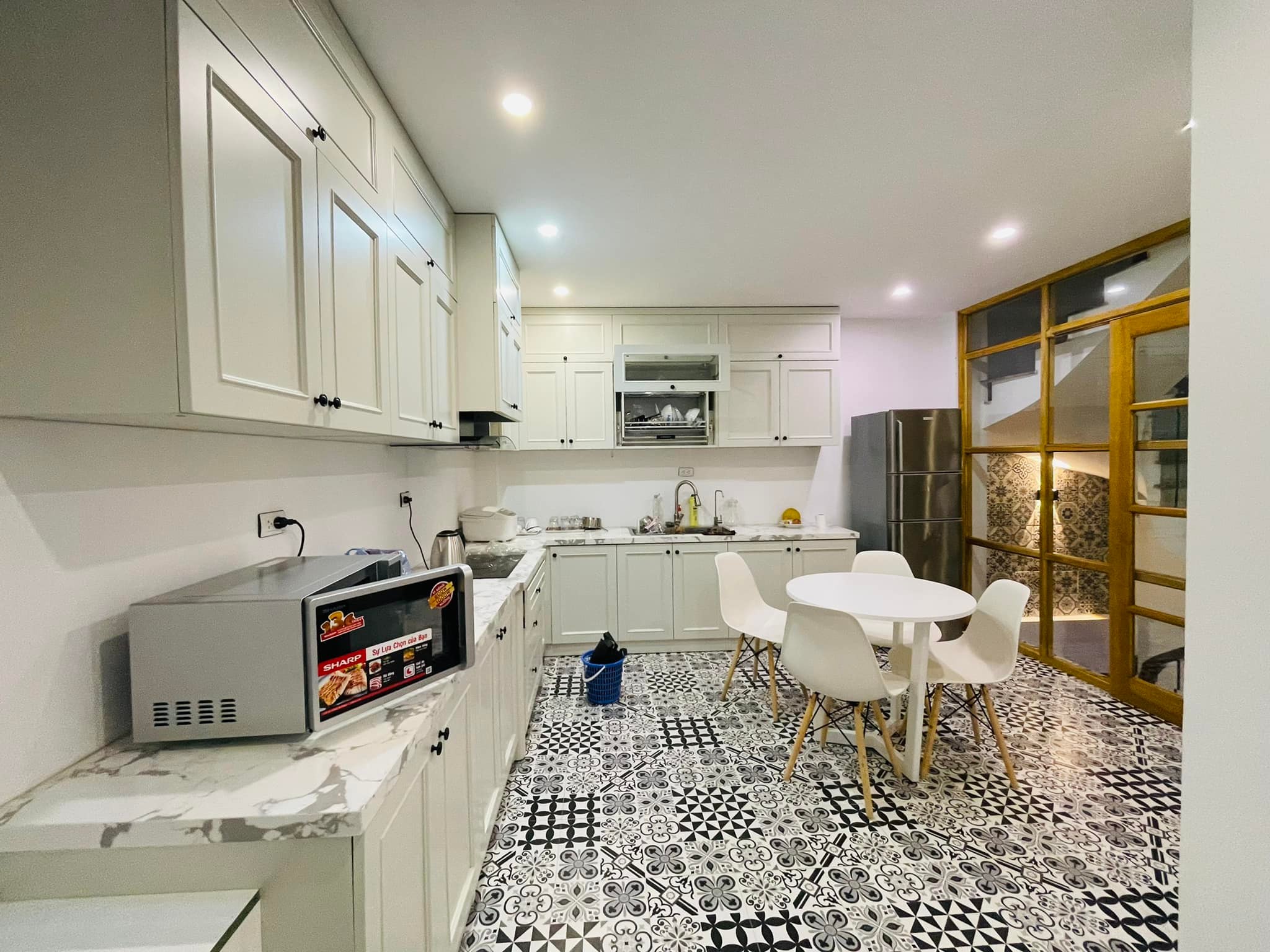 Cần Bán Nhà Nguyễn Chí Thanh DT 45m 5 Tầng Kinh Doanh, Ô Tô tránh, Thang Máy- LH 0918899855.