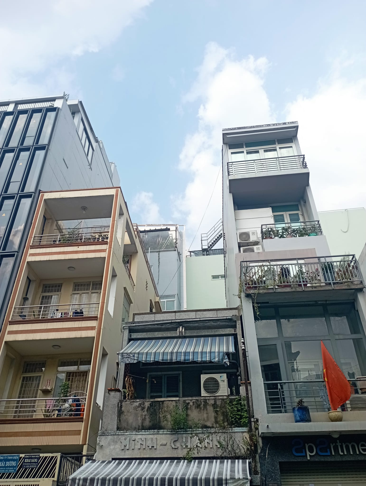 CỰC HIẾM -MẶT TIỀN KINH DOANH -TT QUẬN 1 -NGAY ZEN PLAZA -KHU ĐẤT DÁT VÀNG BẾN THÀNH -5 TẦNG