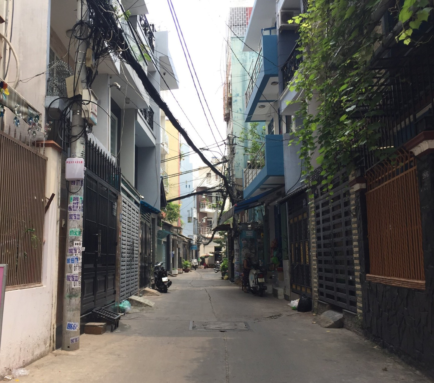 Bạch Đằng – 75m2 – 5 tầng – dòng tiền 40tr/tháng – xe hơi tận phòng – gần ngay Hàng Xanh