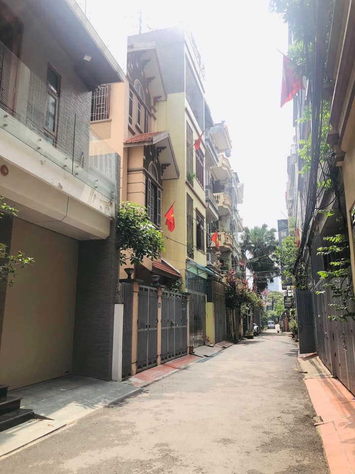 Ô TÔ, THANG MÁY, NHÀ MỚI, BIỆT THỰ PHÂN LÔ, TRẦN QUỐC HOÀN 82/95mT1 MT6.8m 25 TỶ