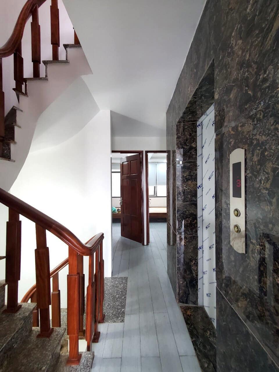 Cực rẻ_Xuân Phương_Từ Liêm_gần phố_vị trí siêu đẹp_ngõ nông_nhà đẹp_35m2*4T_3 tỷ.