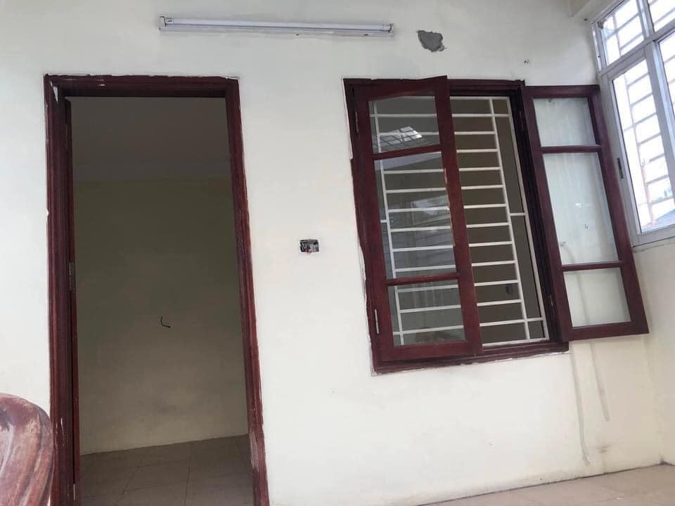 Nhà mặt phố Vĩnh Hưng gần UBND phường, 140m2, MT 8m, sổ vuông, 16 tỷ