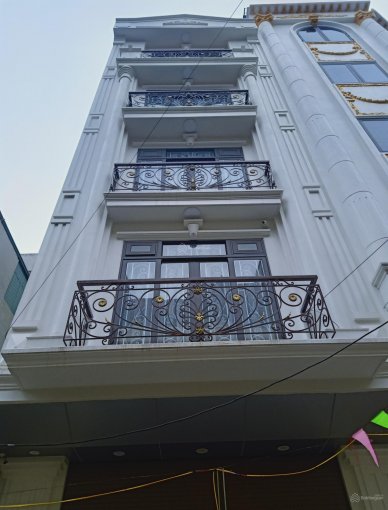 Nhà xây mới Nghĩa Lộ - Yên Nghĩa 5 tầng DT 35m2 ô tô đỗ sát cửa giá chỉ 2,38 tỷ