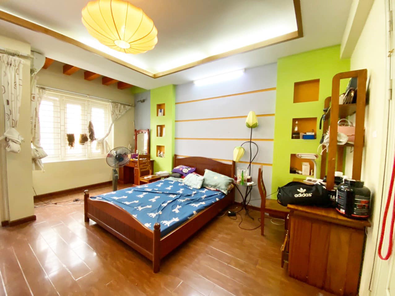 MẶT NGÕ THÔNG KINH DOANH, Ô TÔ VÀO NHÀ, DT TO, MẶT TIỀN RỘNG, TỰ XÂY 2 THOÁNG