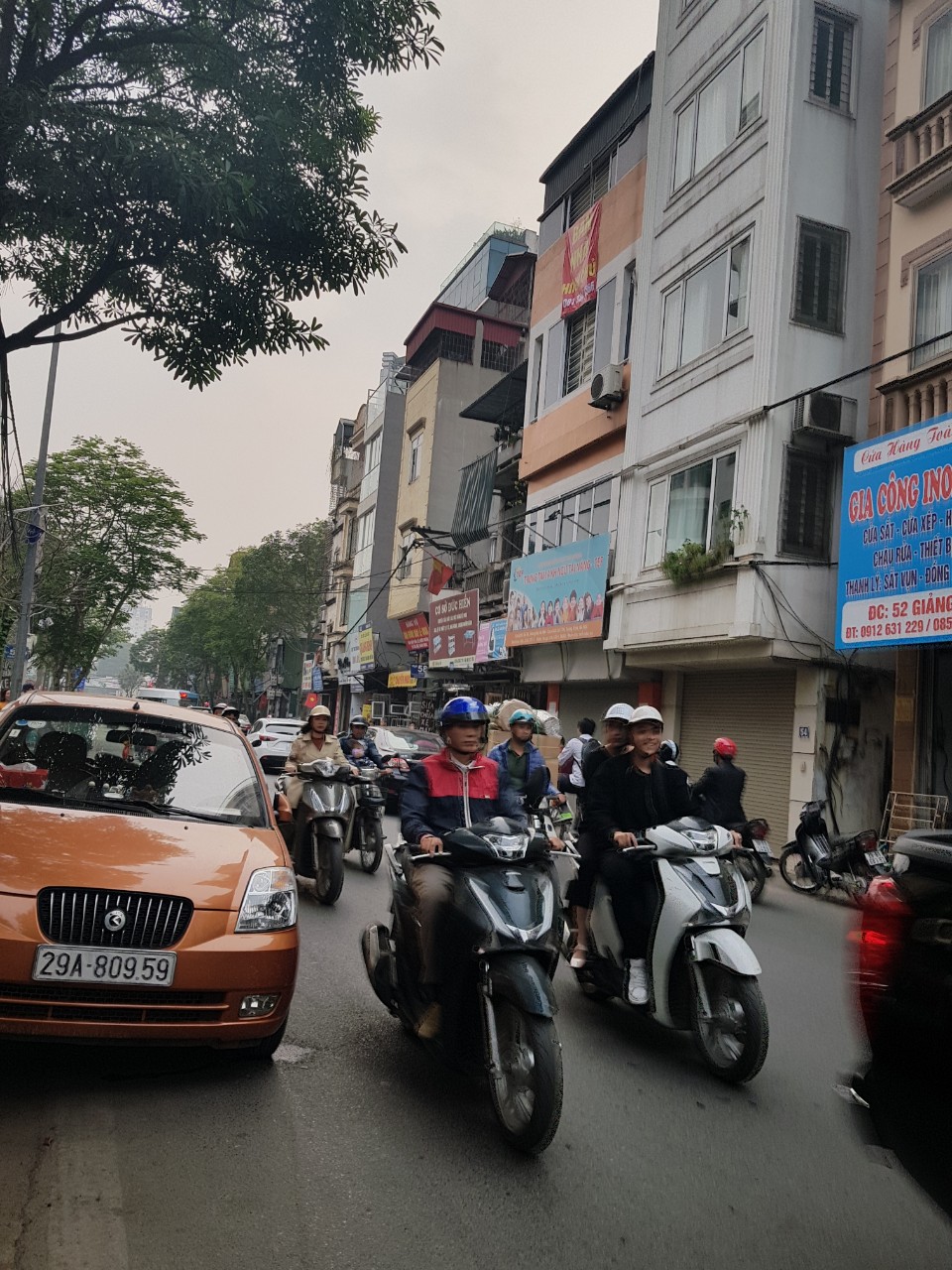 Bán nhà ở kinh doanh mặt phố Âu Cơ Nhật Tân Tây Hồ Hà Nội 18 tỷ