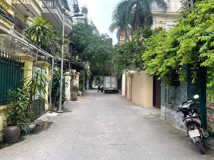 Nhà 5 tầng lô góc Đặng Thai Mai 72M2 ngang 10m 15 tỷ Tây Hồ Hà Nội ở thích hay cho tây thuê cả nhà