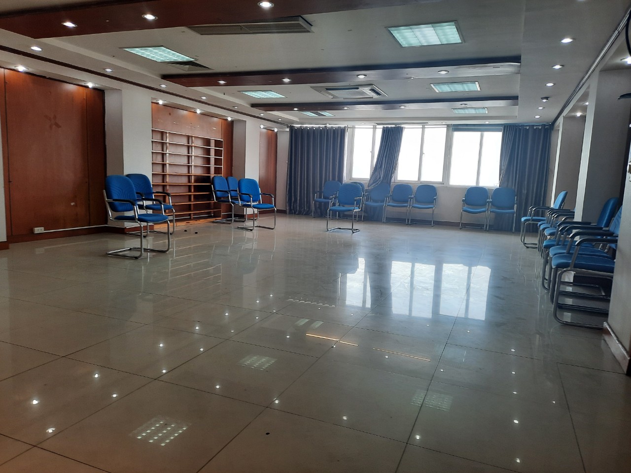 Cho thuê sàn 500m2 - 1400m2 tại Láng Hạ, phù hợp làm nhà hàng, văn phòng, giá 190.000đ/m2