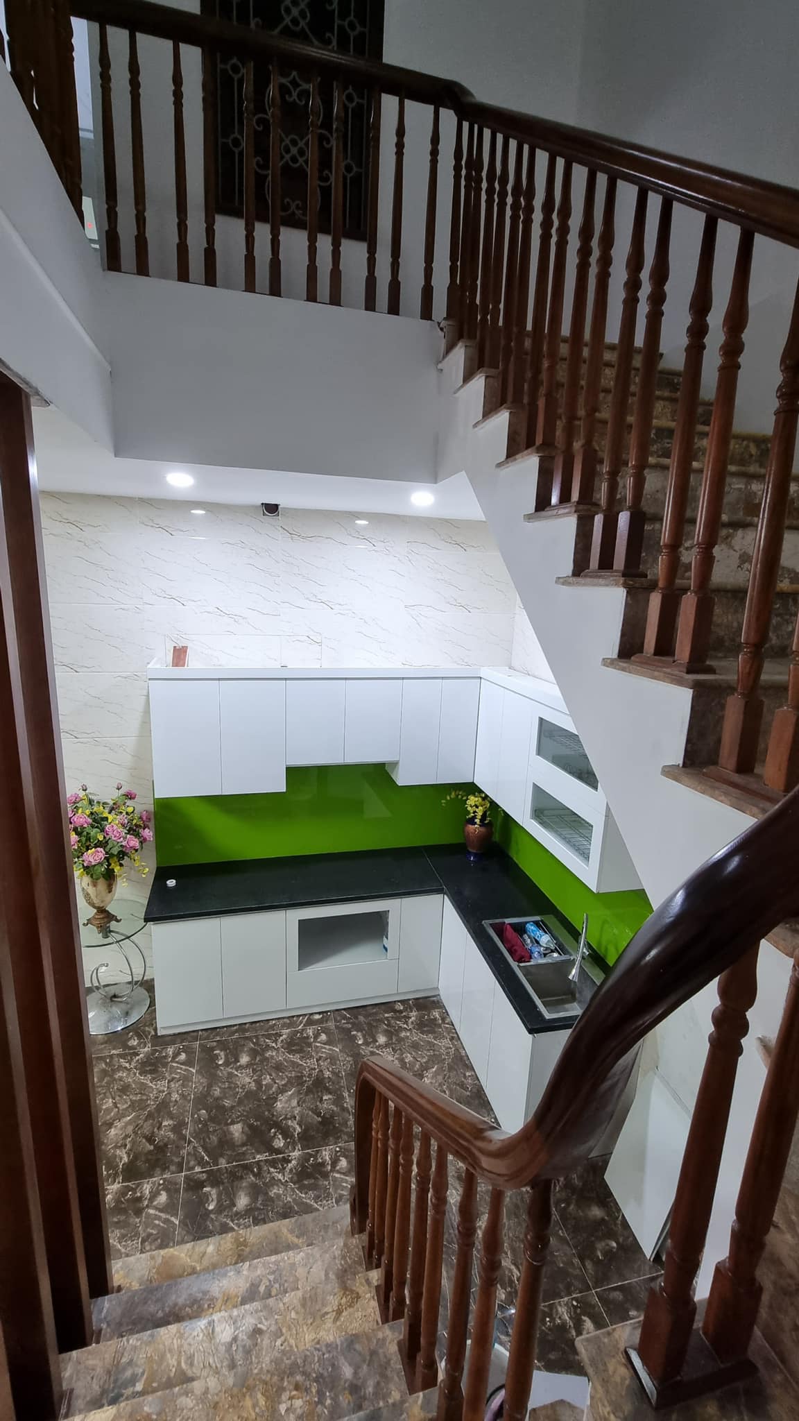 Siêu Phẩm LÔ GÓC - ĐỘC HIẾM - Phố Nguyễn Khánh Toàn- Cầu Giấy - Cách Phố 20m- Giá 5.8 tỷ