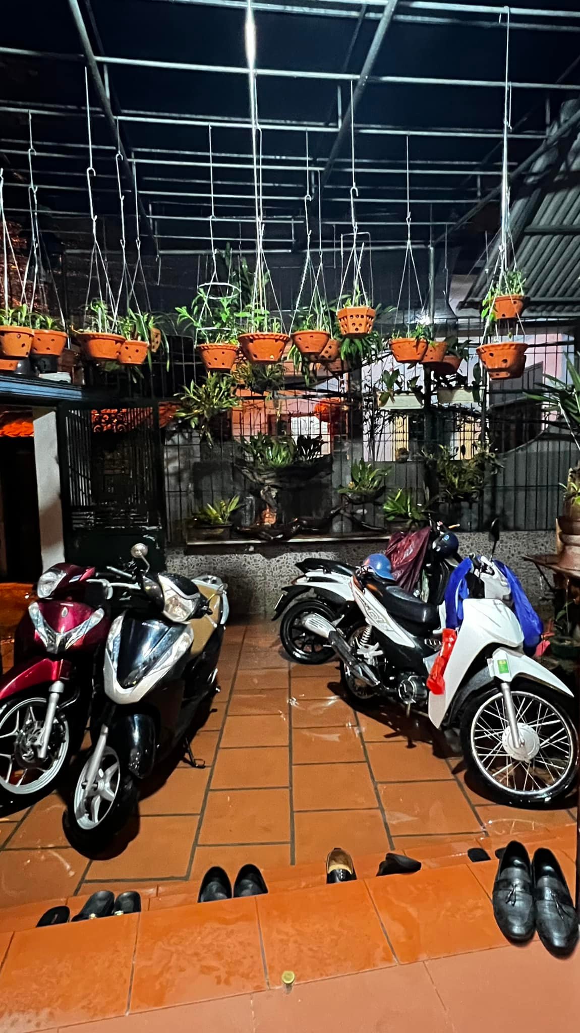 Nóng Cực Nóng Một Em Chân Dài đẹp Nhất Hoàng Mai DT 63m2 x 5 tầng ,mt 4.5 m2 nhỉnh 6.5 tỷ