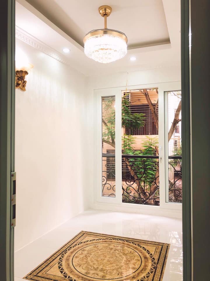 TRUNG TÂM BA ĐÌNH-MẶT PHỐ VẠN BẢO-KINH DOANH-5T 4xTỶ-NỘI THẤT XỊN-Ở NGAY